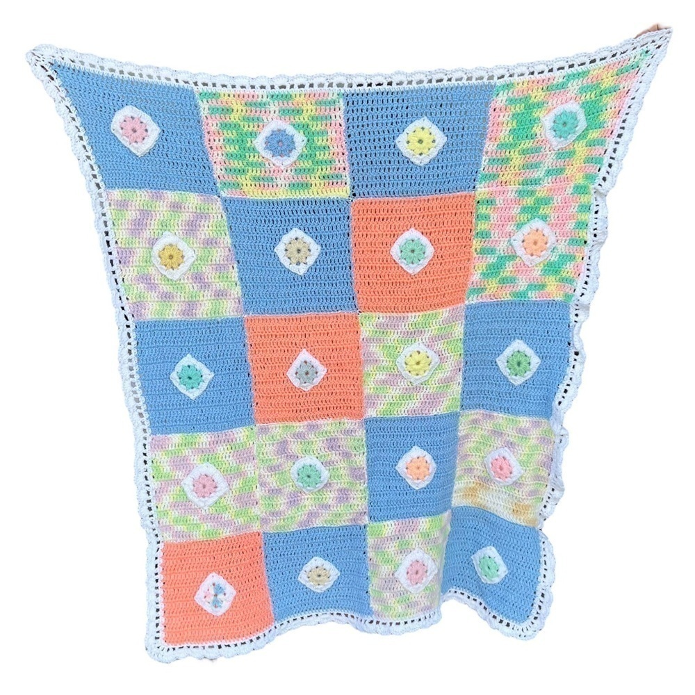 Hand Crocheted 3D‎ Flower Baby Afghan Blanket Pastel Squares Scallop Edge 43x36